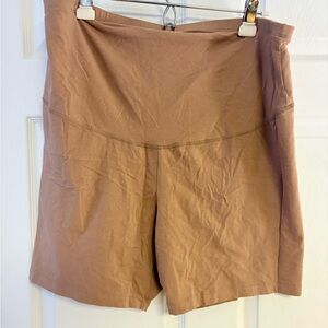 Old Navy maternity Women's Brown Bike Shorts XXL